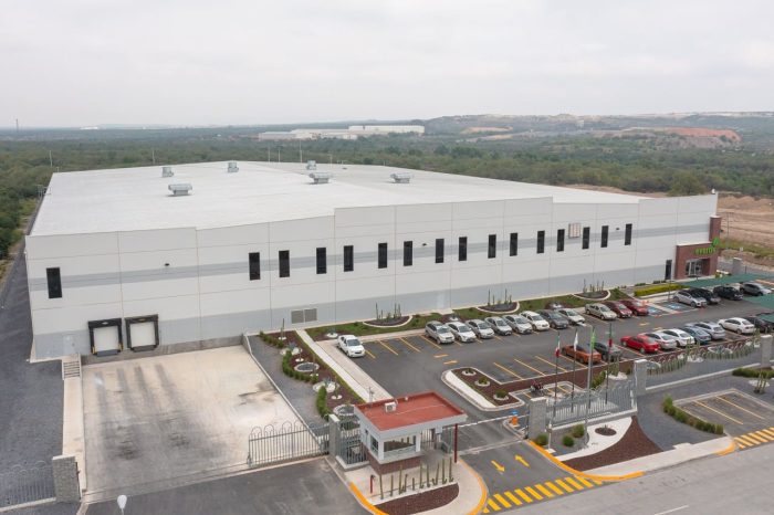 Inauguran planta industrial en Monterrey